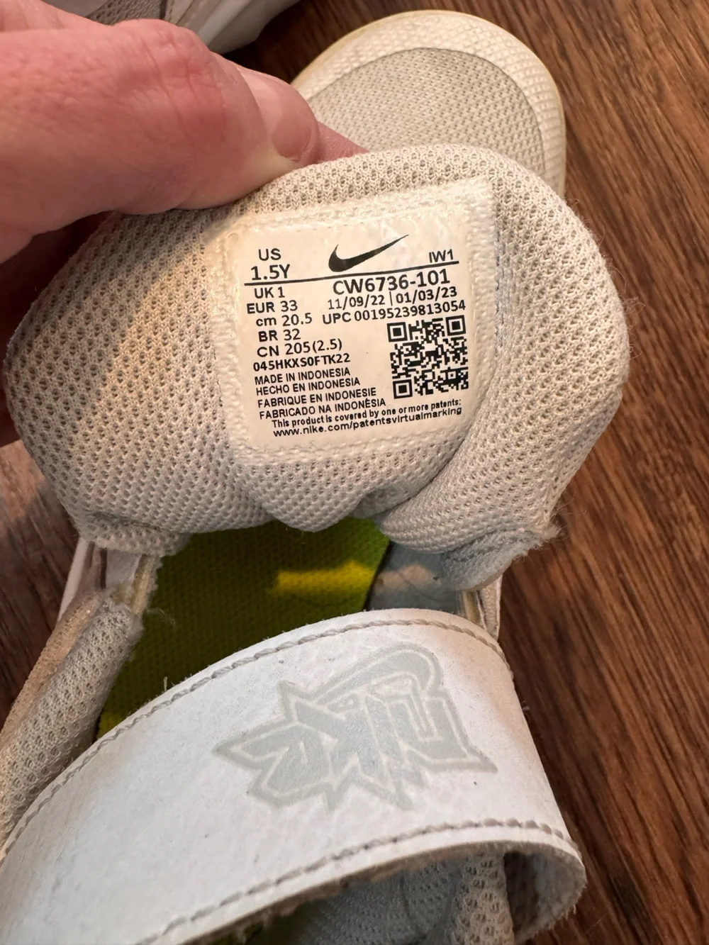 Nike Team Hustle D 10- 1.5Y